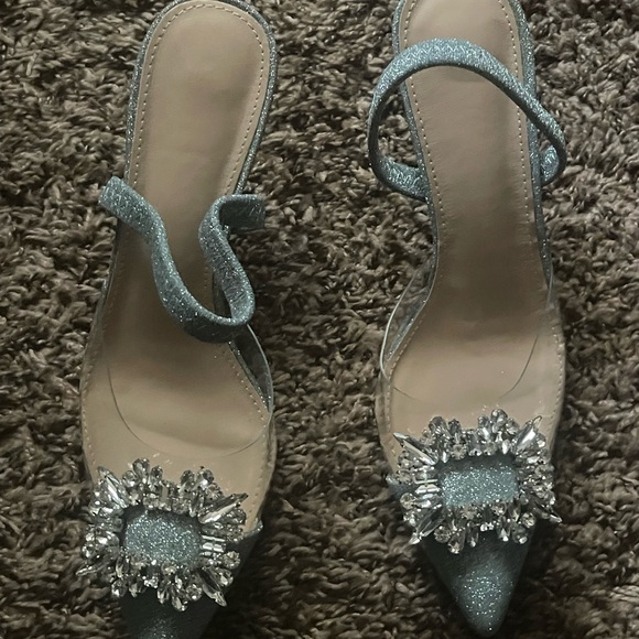 Short heeled shoes - Picture 1 of 3